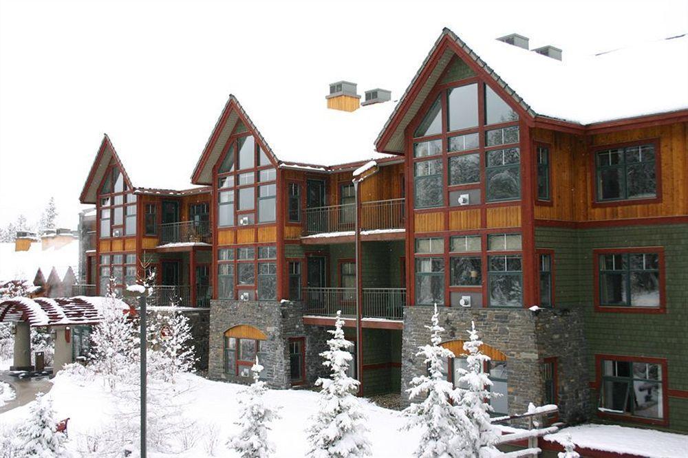 Platinum Suites Resort - Vacation Rentals Канмор Екстериор снимка