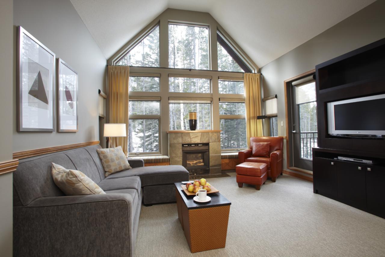 Platinum Suites Resort - Vacation Rentals Канмор Екстериор снимка